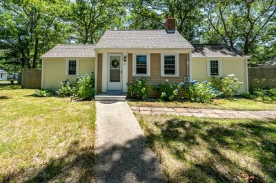 31 Lake Road East Rd 1