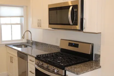 96 Middle St #1