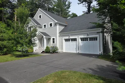 102 Highland St 1