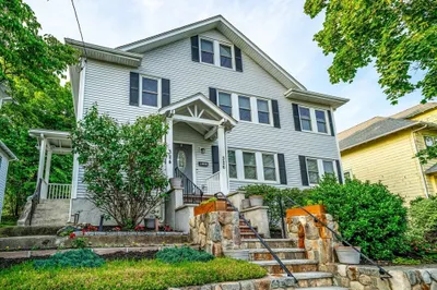 324 Mount Auburn St #2
