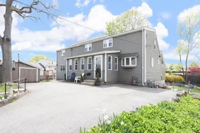 64 Sherwood Rd