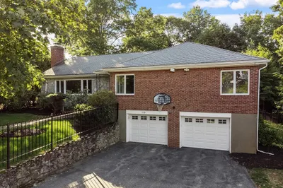 119 Oak Hill St 1