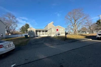 243 W Meadow Rd 1