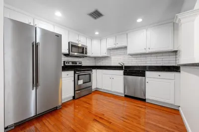 422 Rembrandt Way #422 1