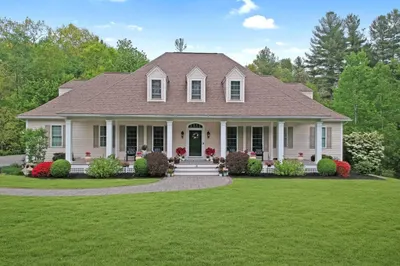 19 Rolling Meadows Lane 1