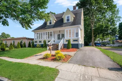 88 Wentworth Ave