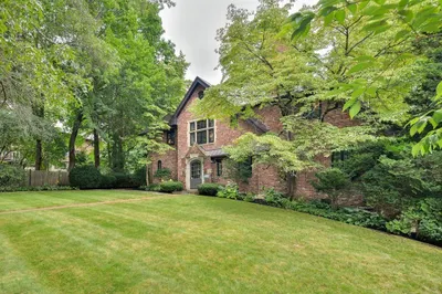 84 Hammondswood Rd.