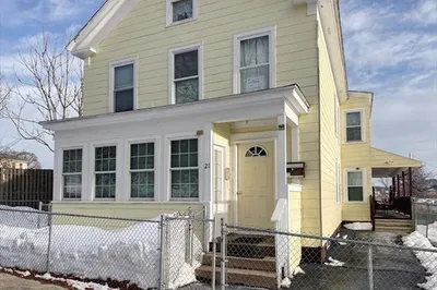 21 Clarkson St #1