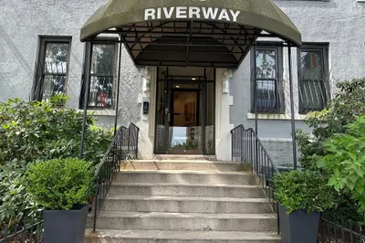 110 Riverway #7