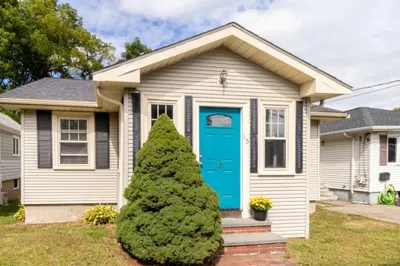 15 Kiely Rd
