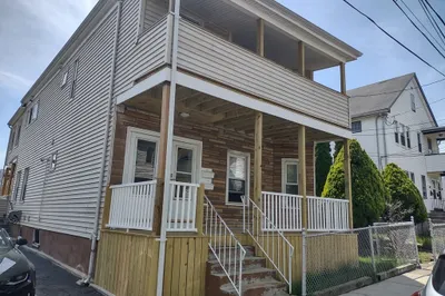 75-77 Mills St