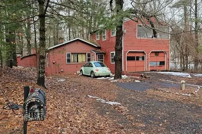 48 Island Rd 1