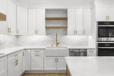 3 Whitman Circle #3 1