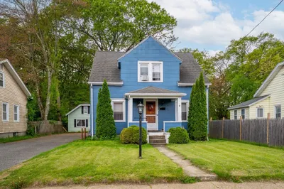 95 Thaddeus St