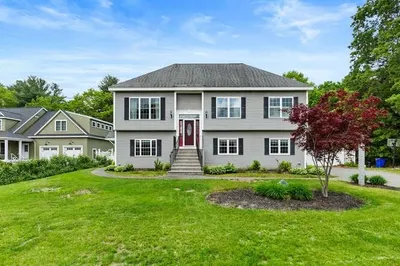 61 Bellflower Rd