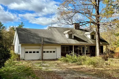 73 Crittenden Hill Rd 1