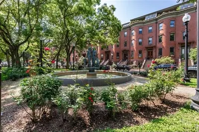 19 Worcester Sq #1 1