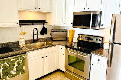 1105 Lexington Street #6-4