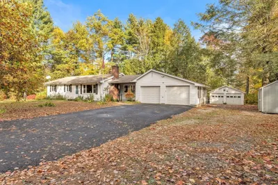 14 Crooked Ledge Rd