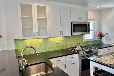 9 Cottage Park Ave #2