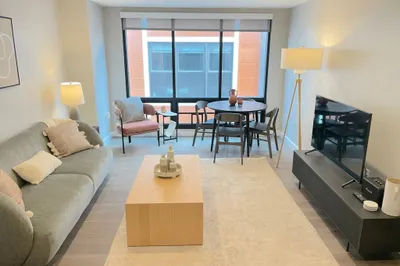 244 Hanover St #430