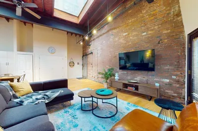 13-19 Stanhope St #3B