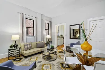 386 Commonwealth Ave #22 1