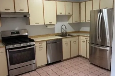 95 Tennis Plaza Rd #24 1