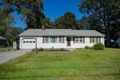 37 Sunset Dr