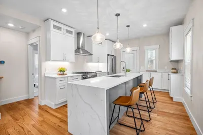 35 Teele Ave #35