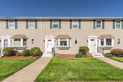 55 Pleasant St #6