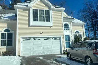 21 Knowlton Circle #21 1