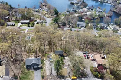40 Scenic Ave 1
