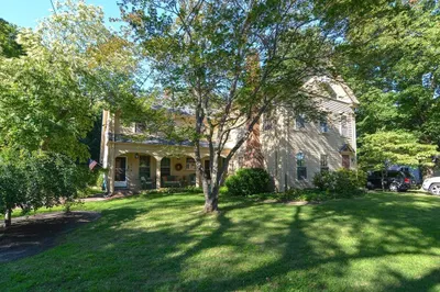 316 Village Street 1