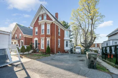 177 S Pleasant St 1