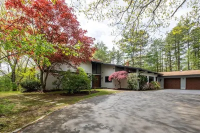 4 Lothrop Cir 1