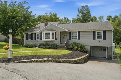 31 Rayfield Rd 1
