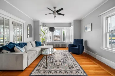 160 Lafayette St #2 1