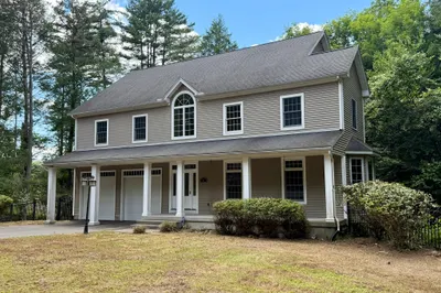 41 Thresher Rd 1