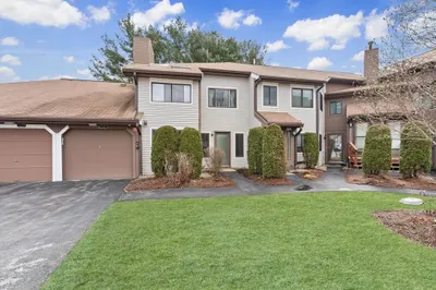 221 Trailside Way #221 1