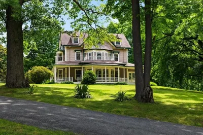 60 Bradley Hill Road 1