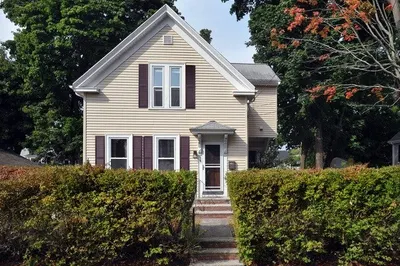 34 Laurel St