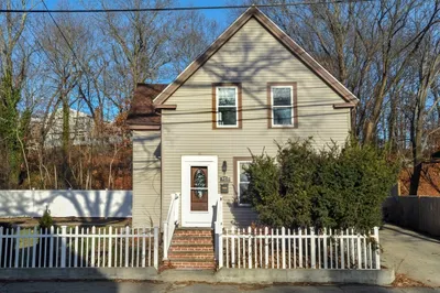305 Franklin St