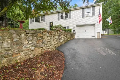 16 Pine Ridge Drive 1
