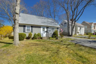 58 Oak St 1