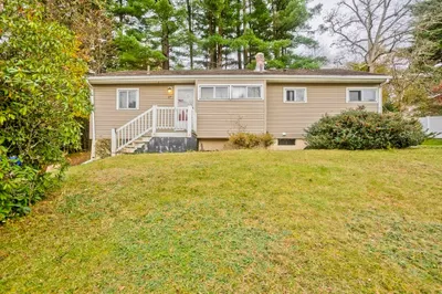 27 Middlebrook Dr