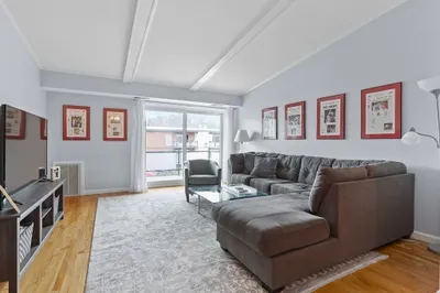 55 Broadlawn Park #16B 1
