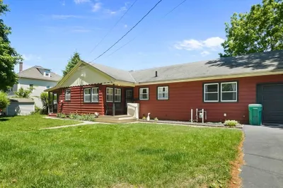 175 Krysiak Ave 1