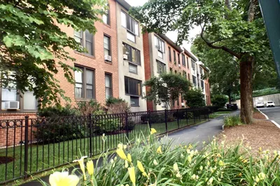 32 Juniper St #98 1