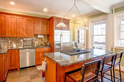 108 Saint Paul St #4